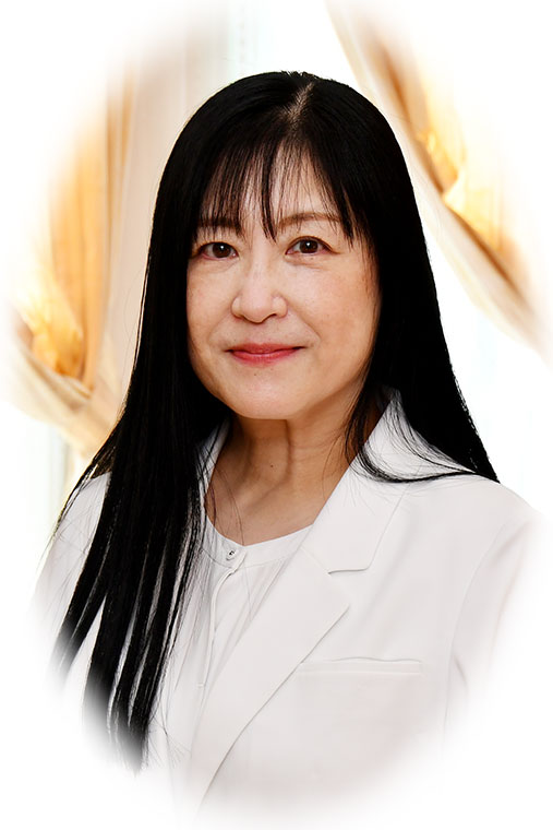 院長 堀 恭子(ほり やすこ)